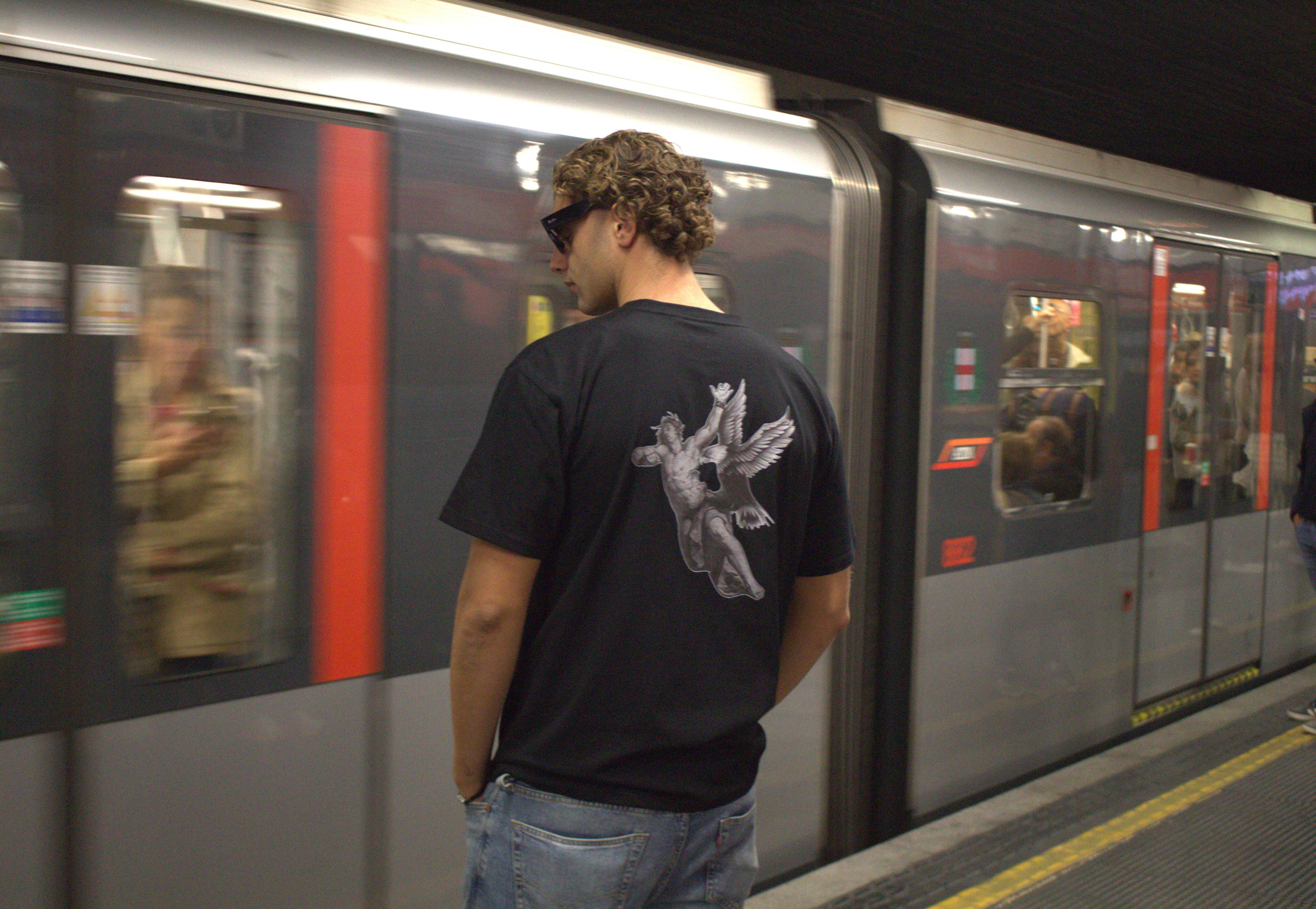 T-SHIRT EAGLE BLACK OVERSIZED